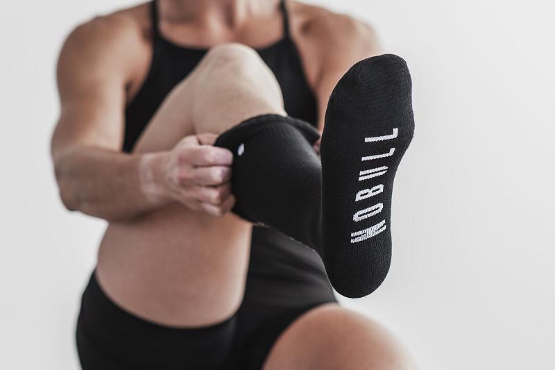 Women's Nobull CREW (ALL LOVE) Socks Black | SG F3265D
